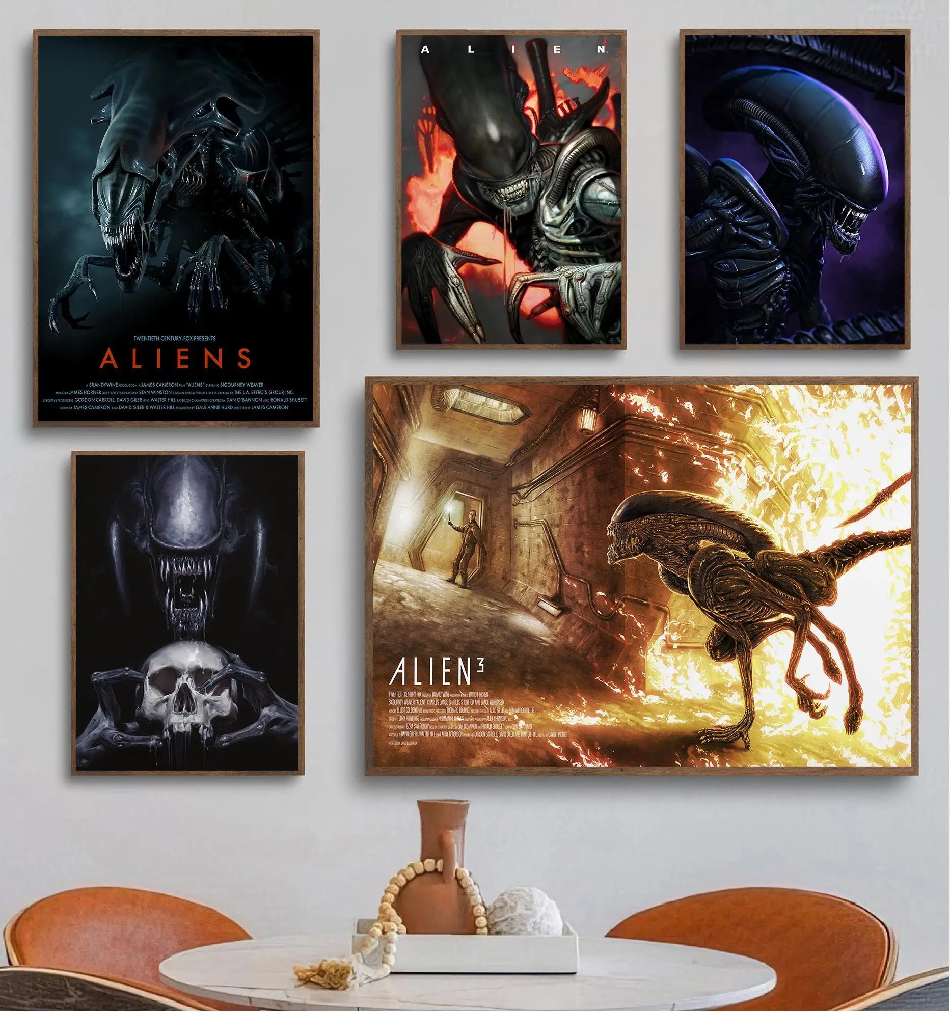 Classic Horror Alien Canvas